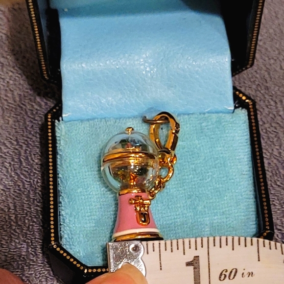 JUICY COUTURE PINK BUBBLE GUM MACHINE CHARM - Picture 4 of 9